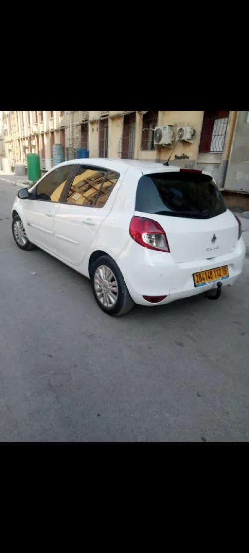 Renault Clio 3 2012 Exception