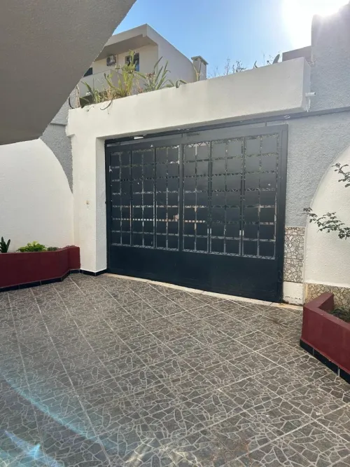 Location vacances Appartement Niveau de villa F5 Alger Dely brahim