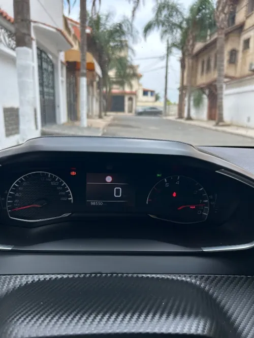 Peugeot 208 2021 actife