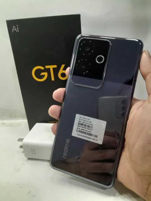 Realme Gt 6
