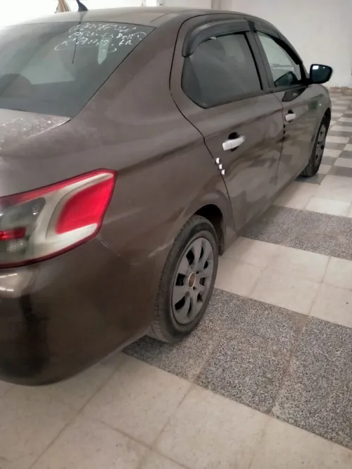 Renault 301 2013 HD