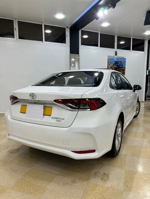 Toyota Revo  2026 Corolla