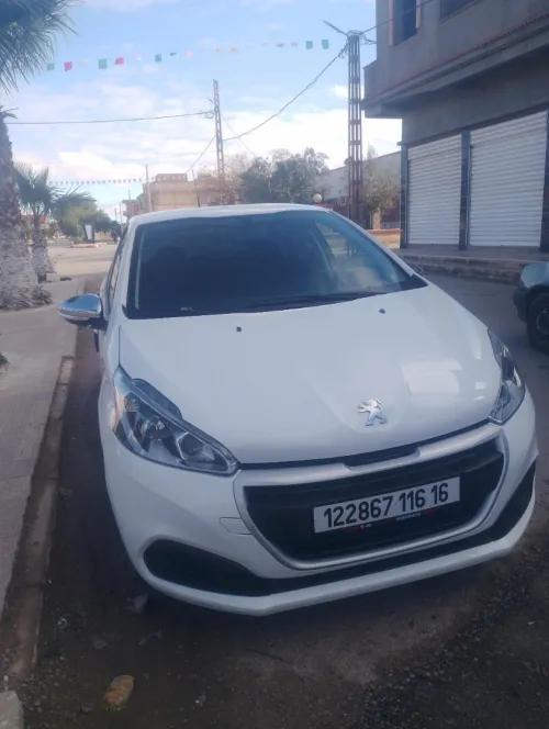 Peugeot 208 2016 