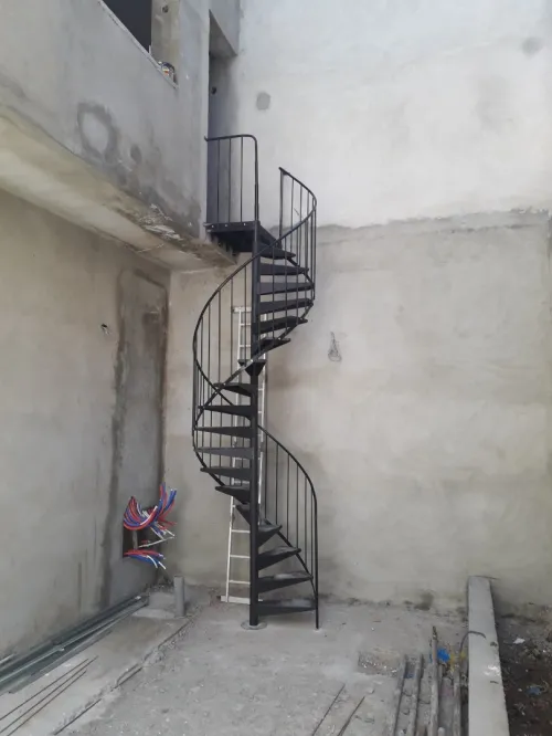 escalier metalique 