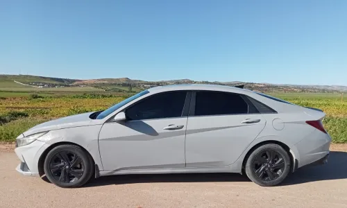 Hyundai Elantra 2021 