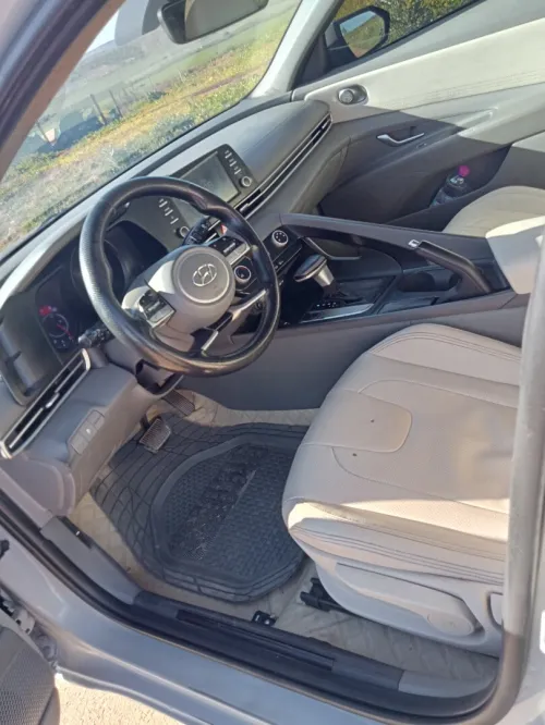 Hyundai Elantra 2021 
