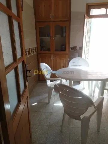 Location vacances Appartement Niveau de villa F2 Jijel Jijel