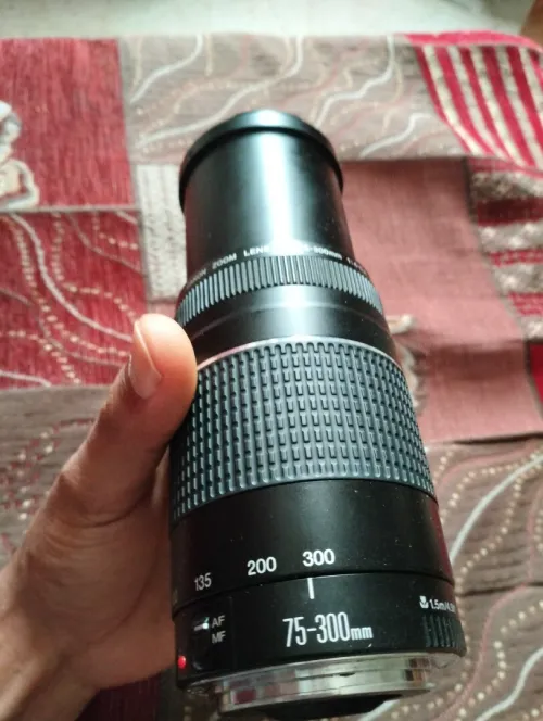 Objectif canon 75-300mm