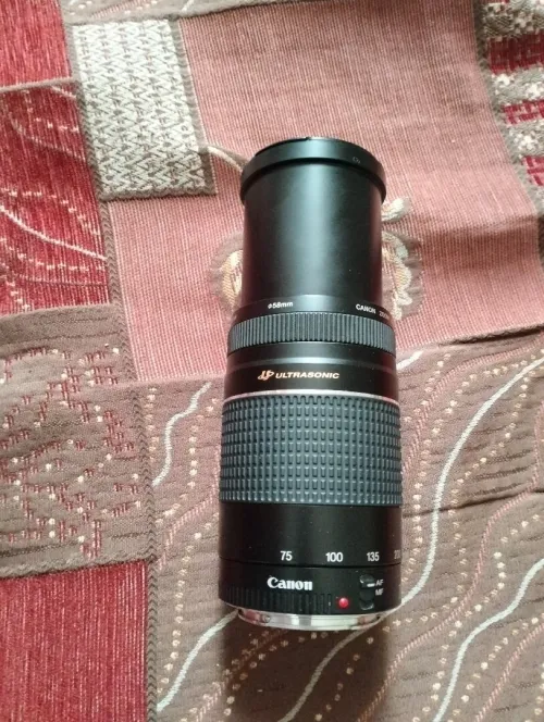 Objectif canon 75-300mm