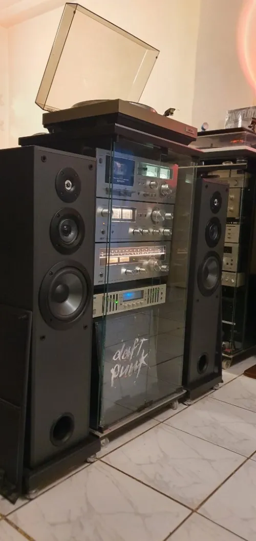 chaine hifi AKAI avec bluetooth