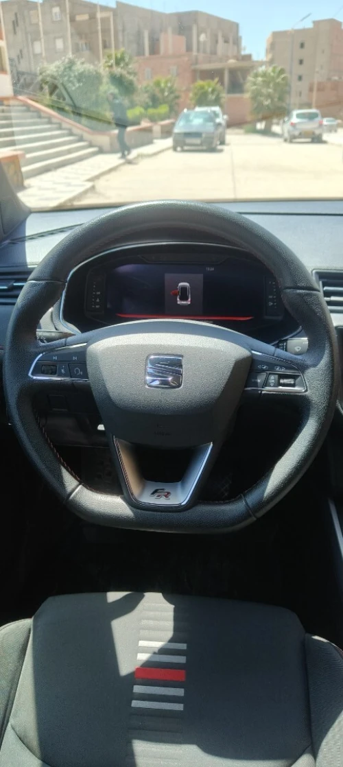 Seat ARONA 2019 FR 17