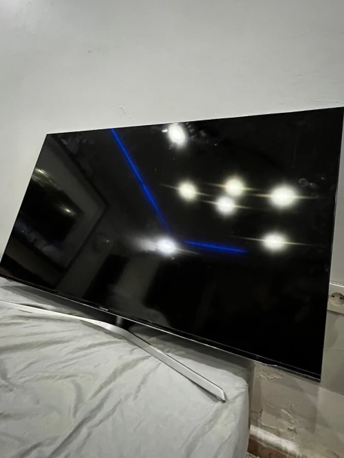 Television hisense 55pouce 4k smart tv casse