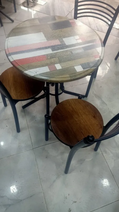 8 table