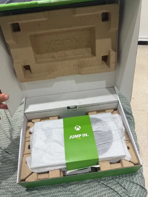 Xbox series s tres bon etat mchi machi bzf