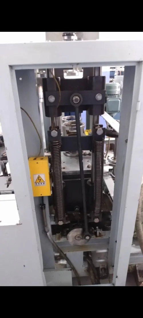 Machine à fabrication de Goblet