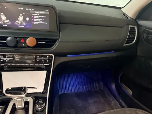 Kia Seltos 2025 Premium + package