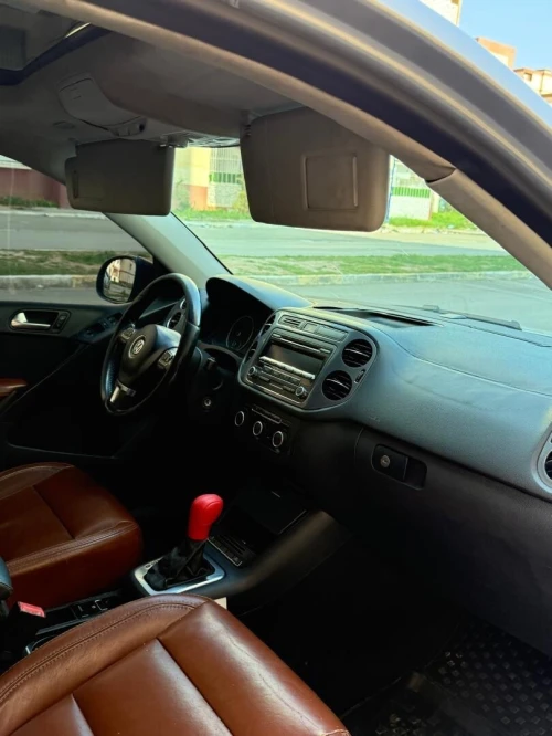 Volkswagen Tiguan 2011 Style