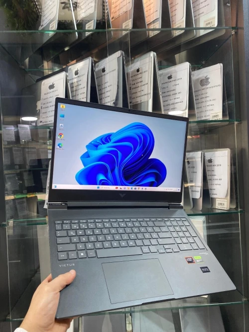 HP VICTUS 16 RYZEN 7 8845HS 32GB DDR5 2000GB NVME 16 FHD 144Hz NVIDIA RTX 4070 8GB
