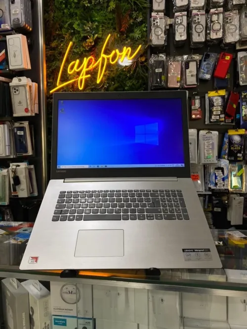LENOVO IDEAPAD 330 AMD A6-9225 8GB 256GB SSD 17.3 HD