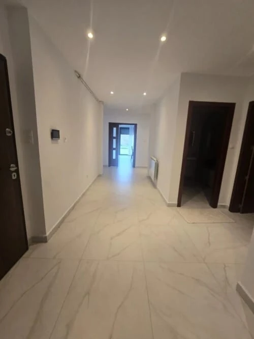 Location Appartement F4 Alger Hydra