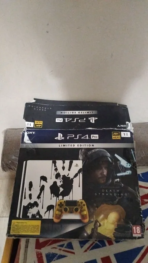 Ps4 pro limited Edition flashé