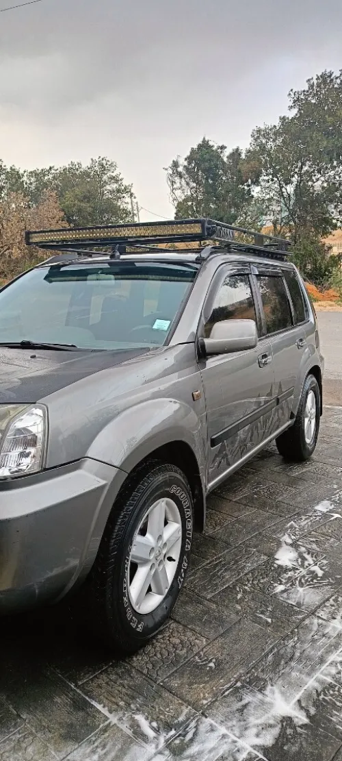 Nissan X trail t30 2007 