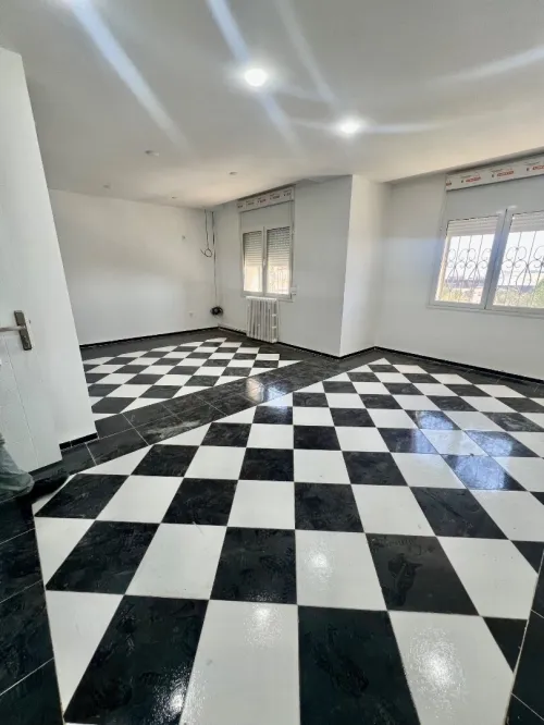 Location Appartement F4 Alger Dely brahim