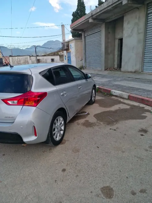 Toyota Auris 2014 Dynamique +