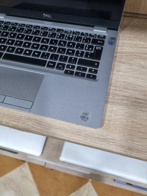 DELL 5310 i5 10310U 16GB 256 SSD TACTILE Ecran 13.3 FHD