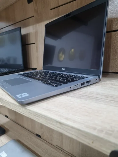 DELL 5310 i5 10310U 16GB 256 SSD TACTILE Ecran 13.3 FHD