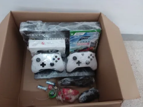  gta 5khoti xbox one x mriparya b 2 maneet orijinal m3a licable cidi forza 5 w fiha gt5 w e