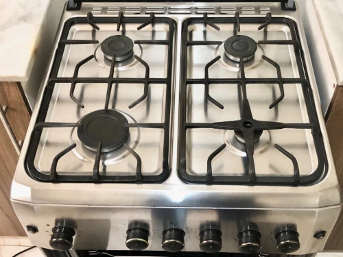 Cuisinière Bleu Monde Gaz, Inox, Ventilée.