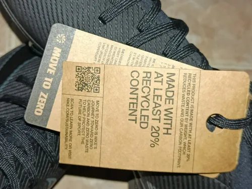 حذاء كرة قدم Nike جديد