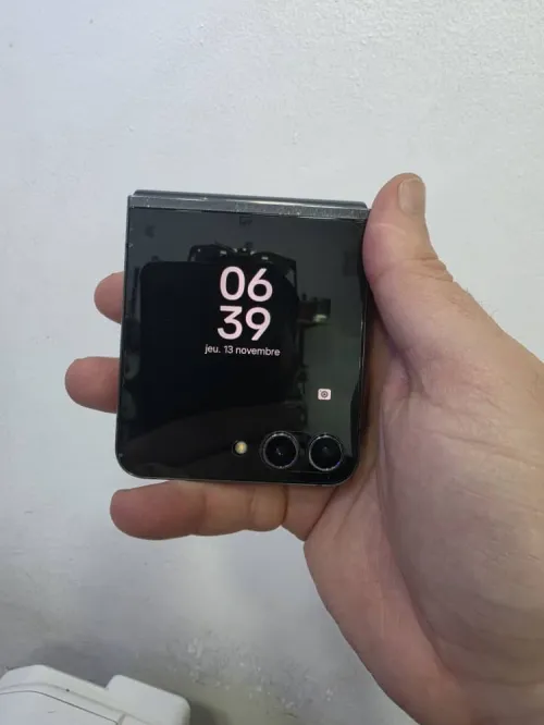 Samsung Galxy Z flip5