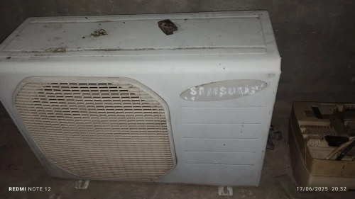 Climatiseur mouteur Samsung 2400 btu téléphone 