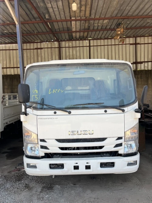 Isuzu Npr 2025