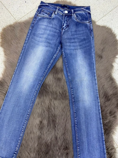 Lot lots de Pantalon jeans femme لو سروال جينز نساء 