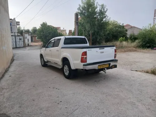 Toyota Hilux 2015 LEGEND DC 4x4 Pack Luxe