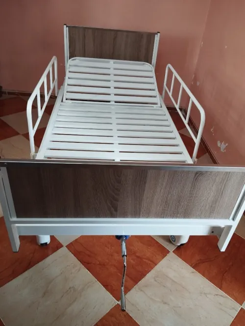 Lit medical mobil pour les gens handicapés