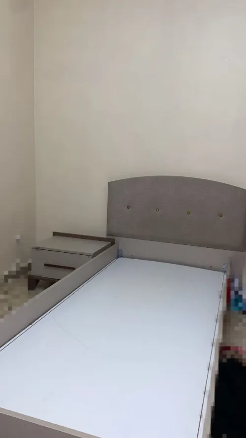 Chambre à coucher une place et demie ( fille )