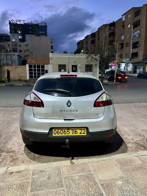 Renault Megane 3 2016 New Play