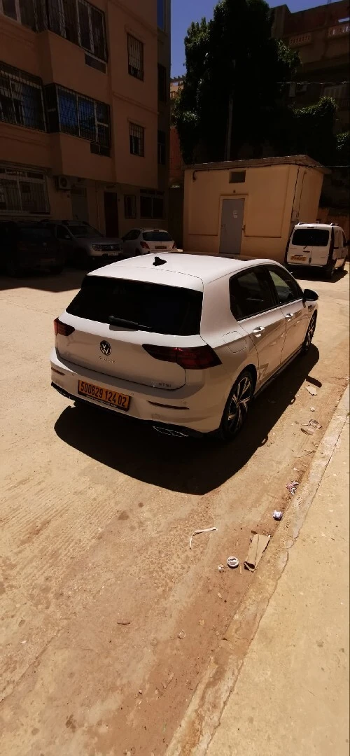 Volkswagen Golf 8 2024 R-Line