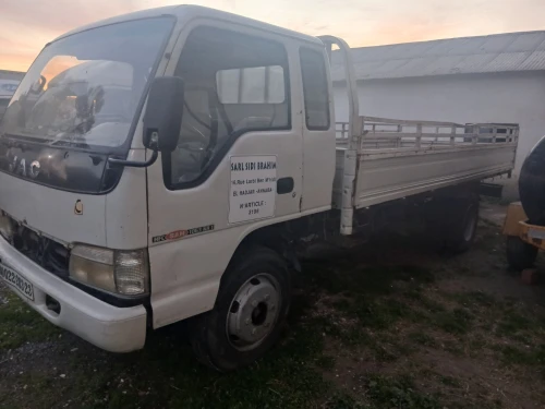 JAC Lour 2003 Lour