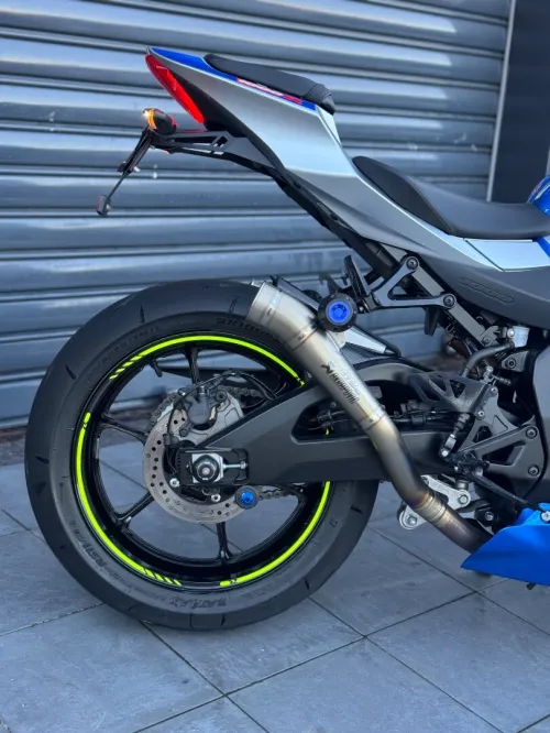 Suzuki M01 2021