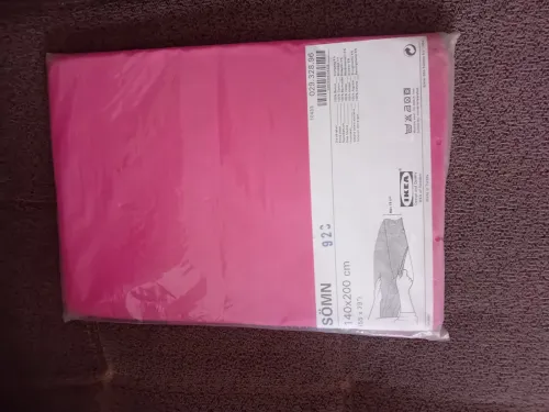 Draps housse marque IKEA   140 par 190