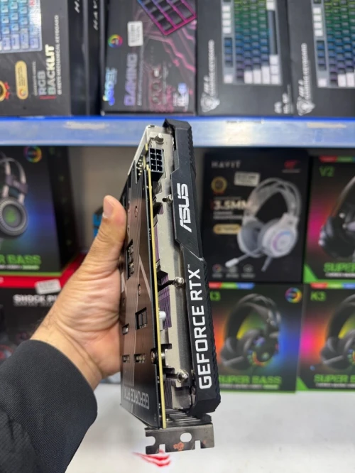 Carte graphique ASUS RX 5700XT et RTX 3060TI occasion très bonne état avec garantie vente sur magasine
