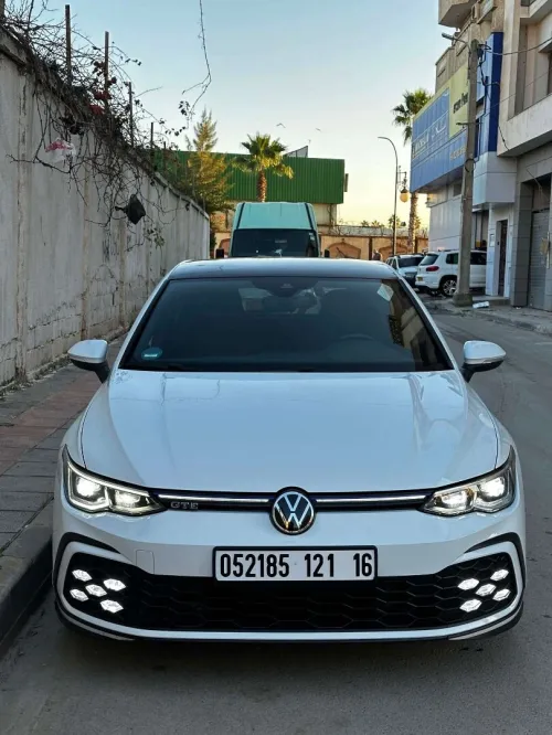 Volkswagen Golf 8 2021 GTE