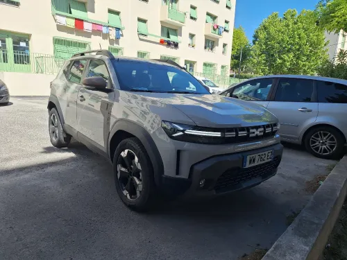 Dacia Duster 2025 Extreme Gold