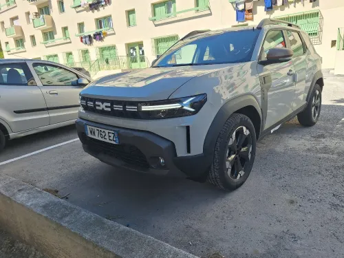 Dacia Duster 2025 Extreme Gold