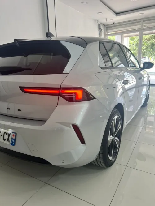 Opel Astra 2025 Js laine